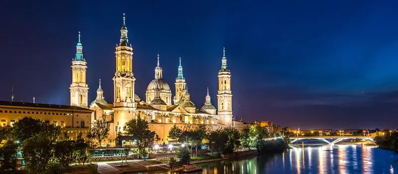 D&oacute;nde dormir en Zaragoza