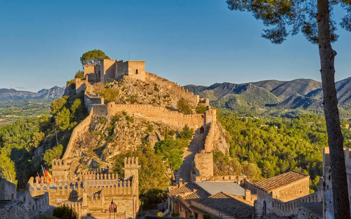 Ch&acirc;teau de X&agrave;tiva. | Shutterstock