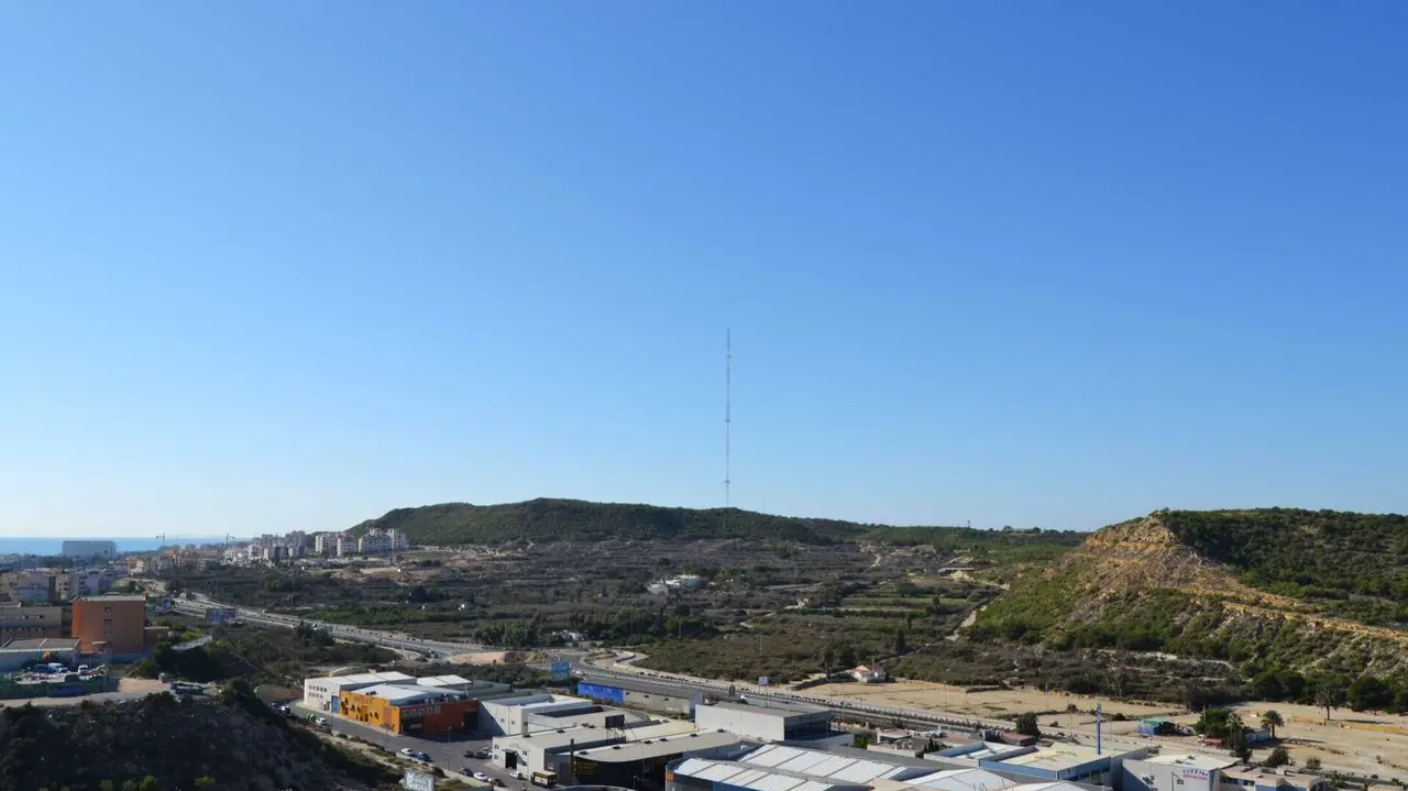 Vista_cap_a_la_torreta_de_Guardamar_del_Segura_des_del_castell (3)