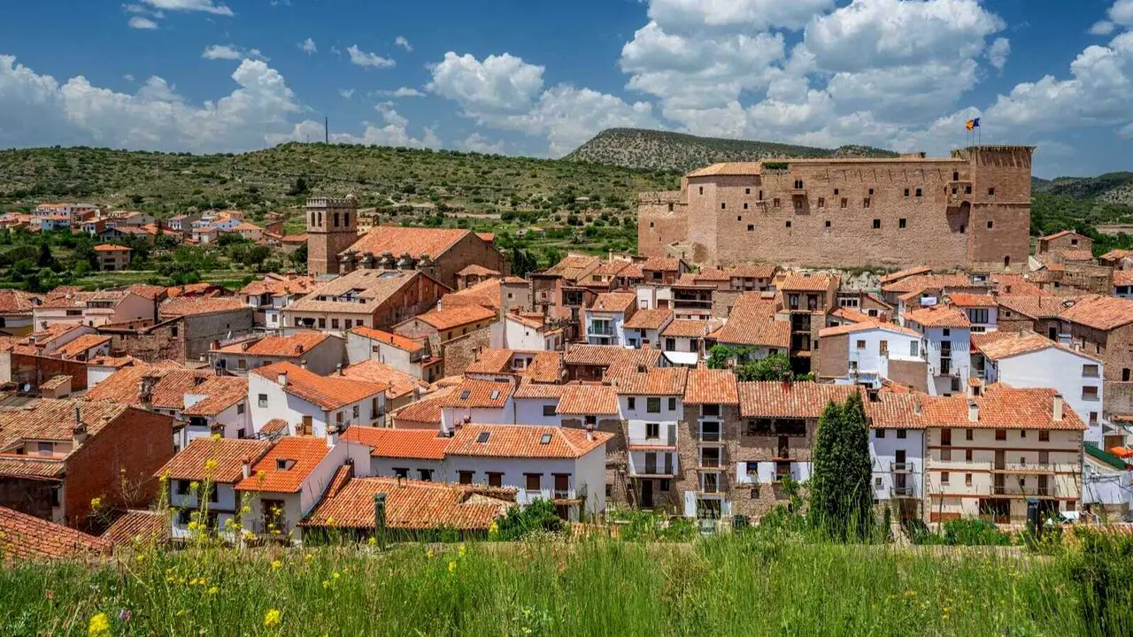 shutterstock_2660715761