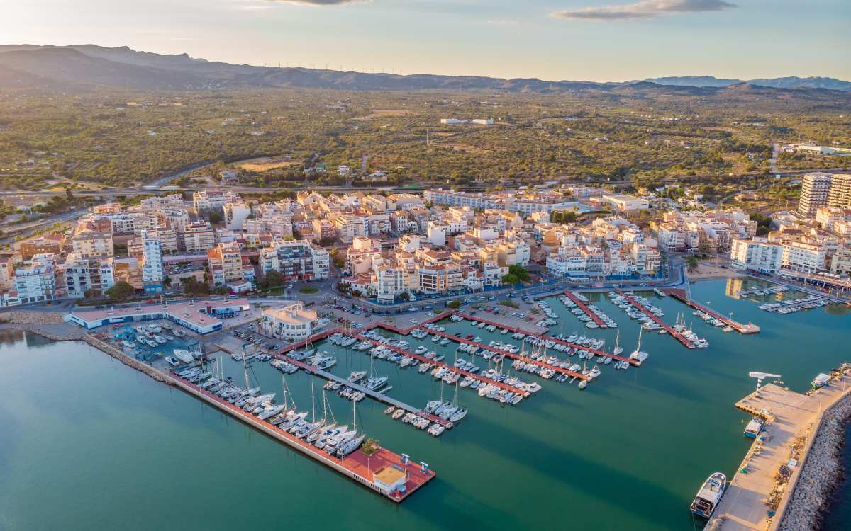 Port de L'Ampolla.