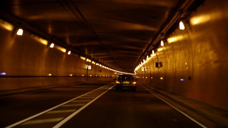 Intérieur du tunnel de Somport. | FDV, Wikimedia