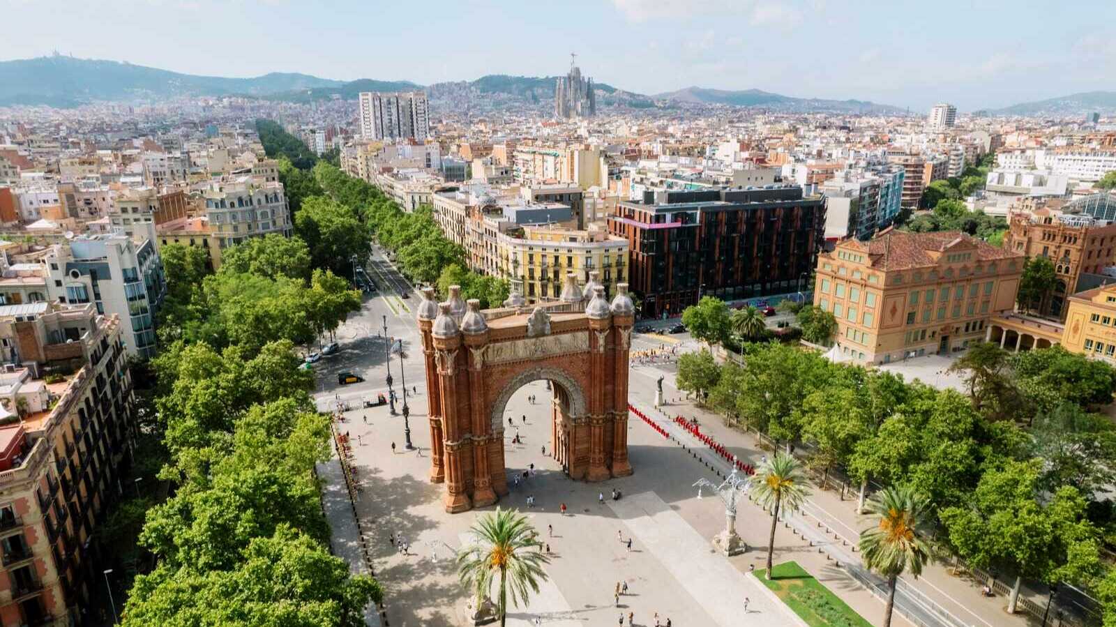 Vue aérienne de Barcelone. | Shutterstock