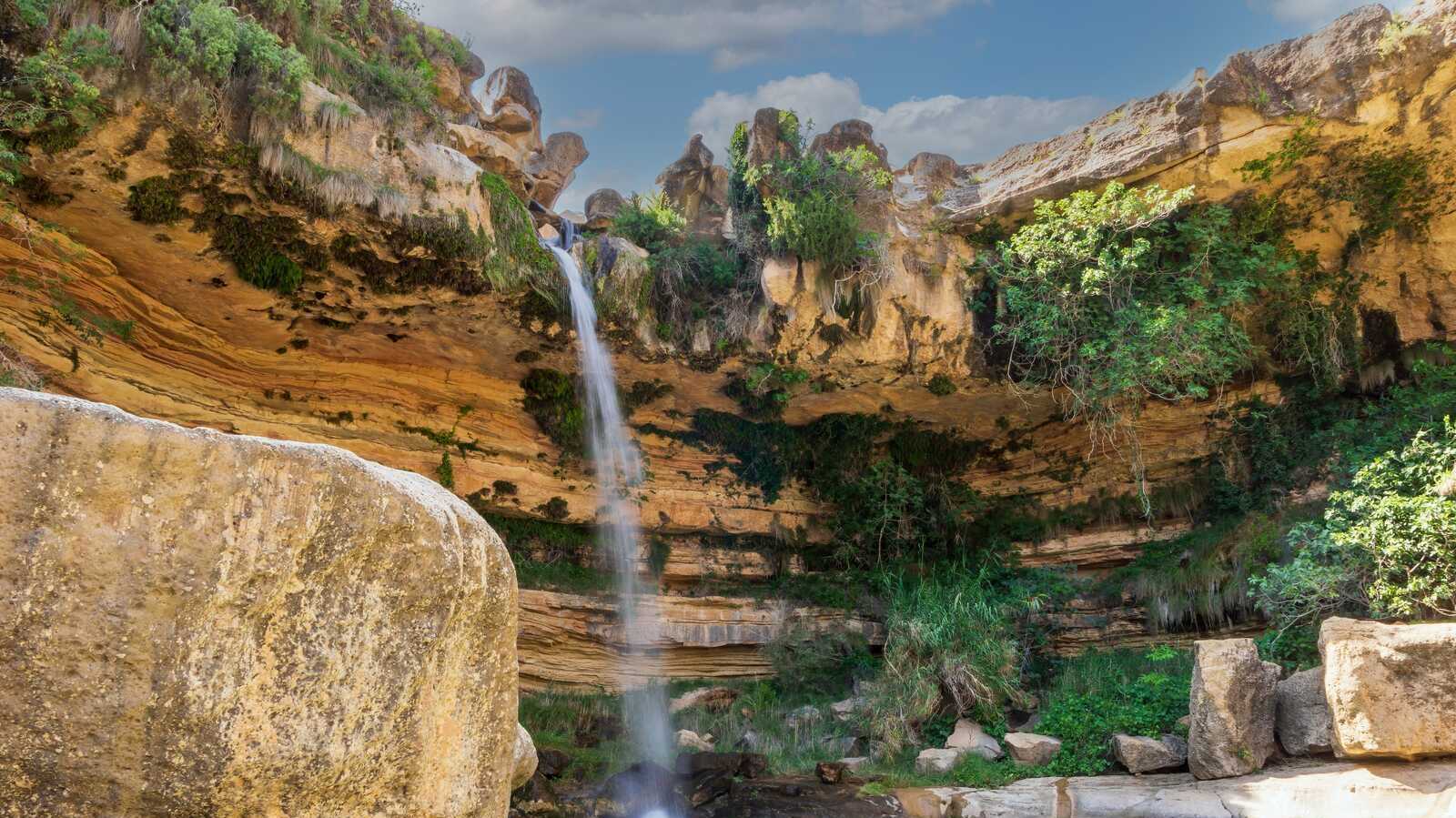 Cascade de La Portellada. | Shutterstock