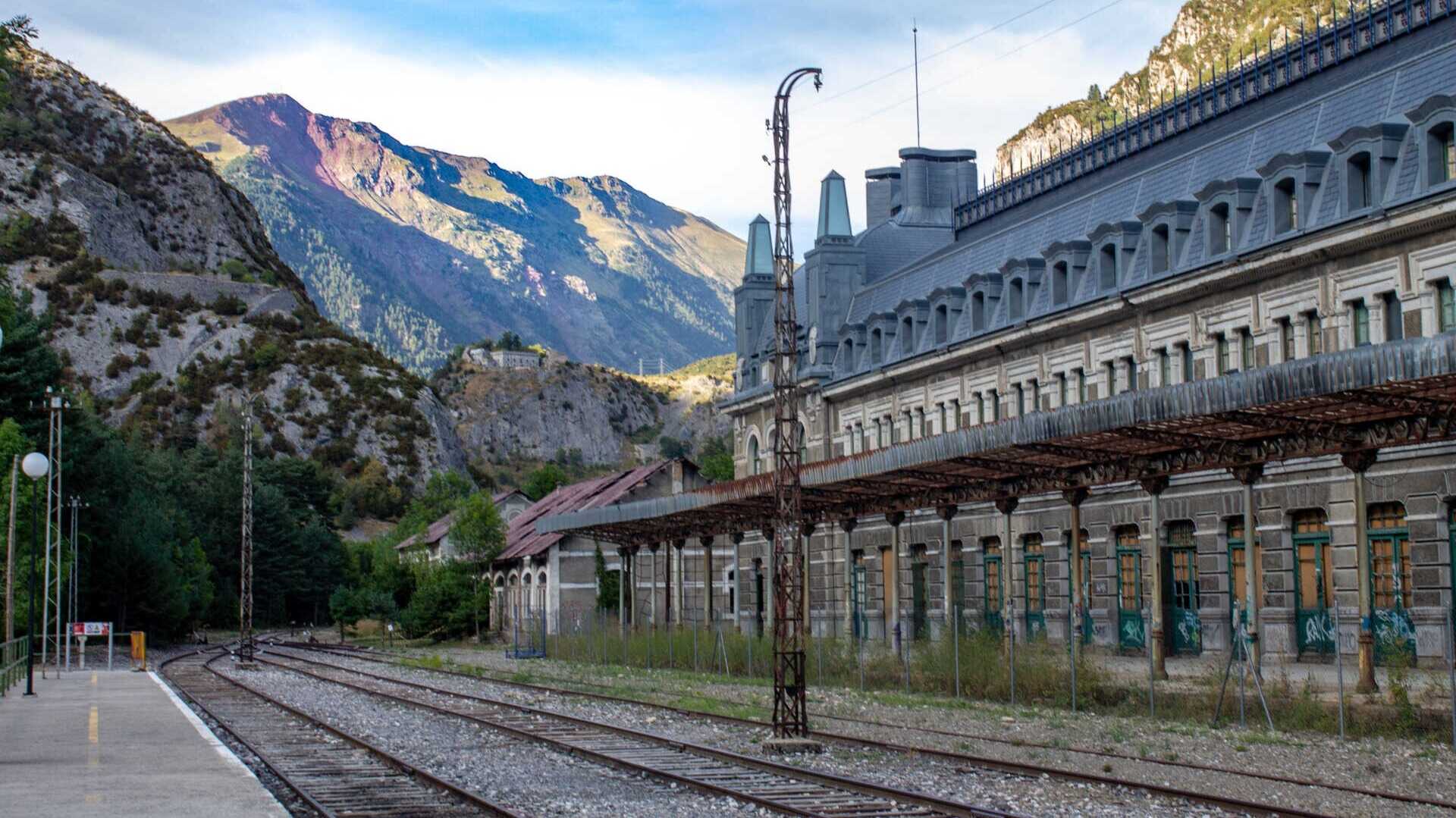 Gare de Canfranc. | Shutterstock