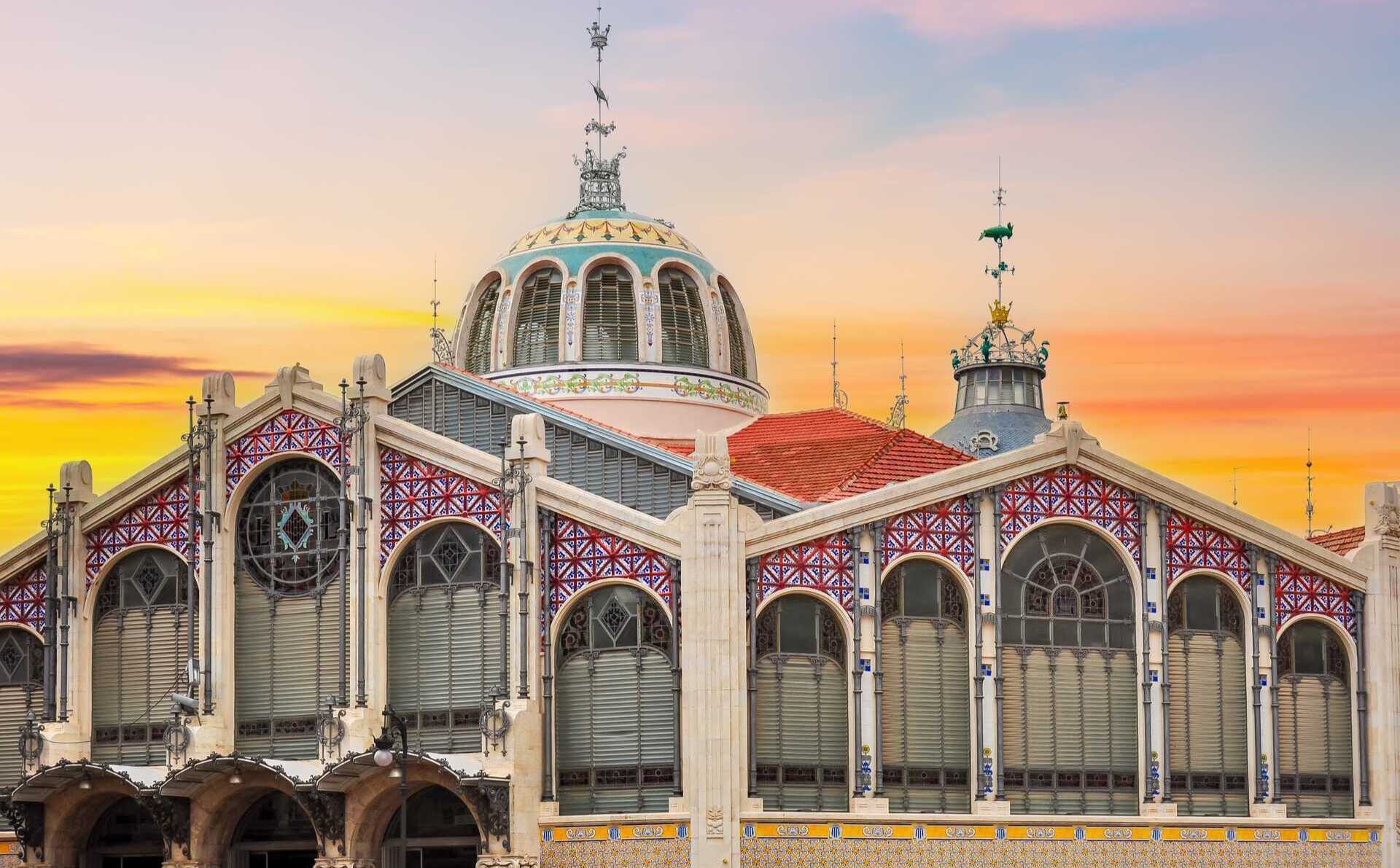 Marché central de Valence. | Shutterstock